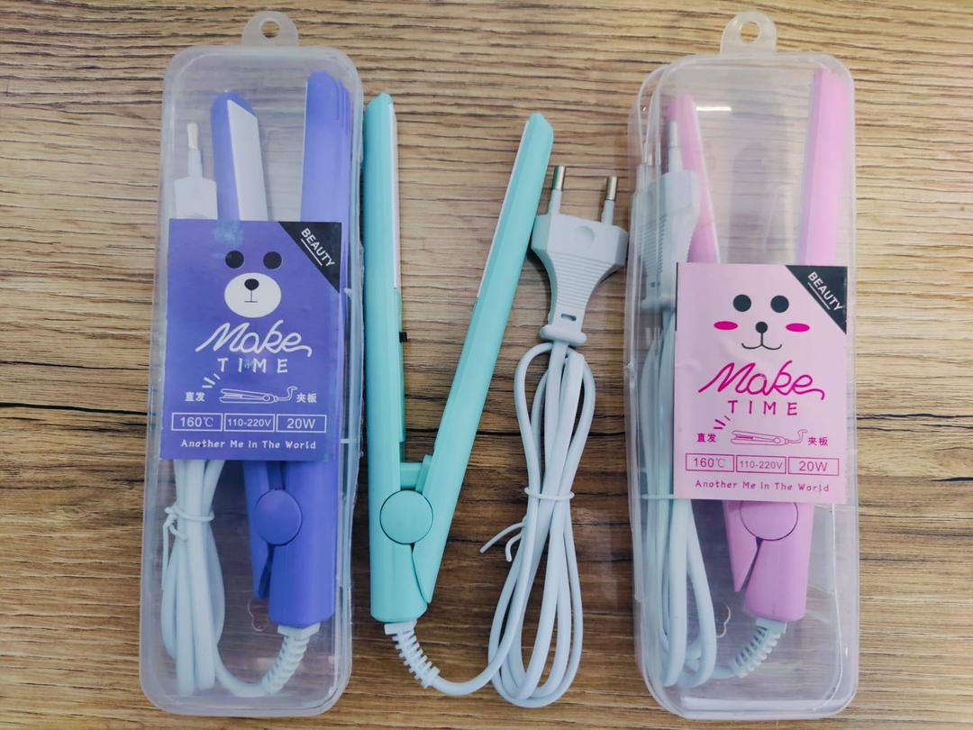 Lightweight & Portable Mini Hair Straightener - 1 Pcs High Heat Quick Heating Tool - Fashion Lovers